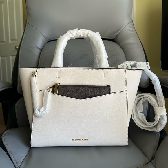 Michael Kors Kaylee 2-1 Medium Leather Satchel, Light Cream, NWT - Picture 3 of 11